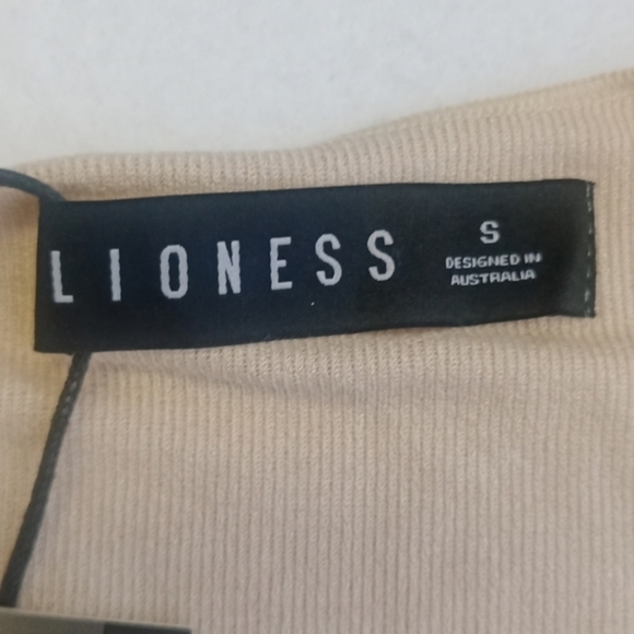 Lioness Field of Dreams Maxi Dress in Oatmeal Color Size Small - Picture 5 of 9